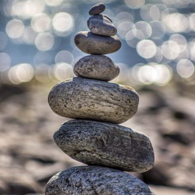 pierre equilibre